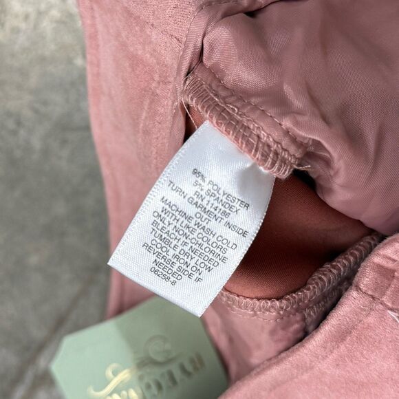 NWT Ryegrass salmon pink suede pleated trouser shorts - Picture 7 of 7